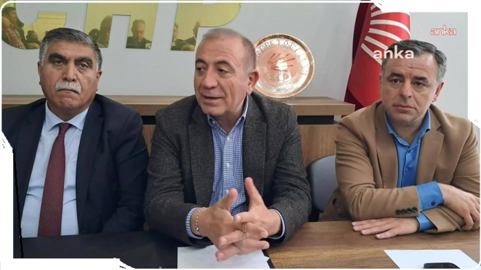 CHP’si İstanbul İl yönetimi Mahkeme Kararıyla “Tedbiren” Görevden Alındı